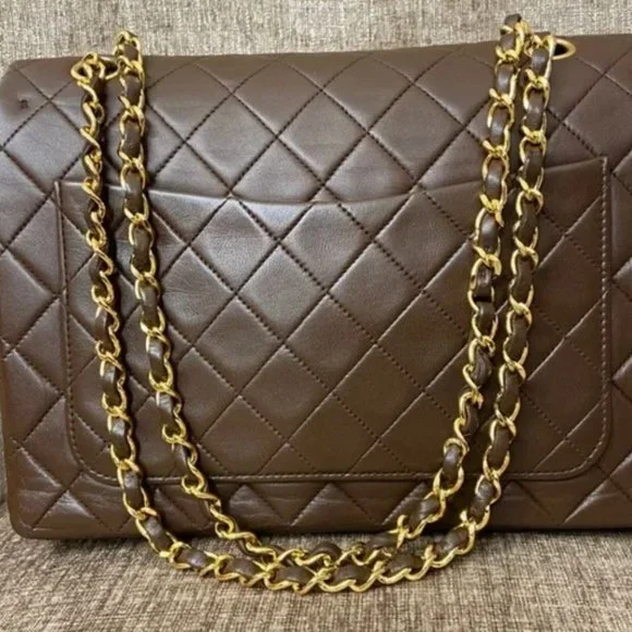 Chanel Double Flap (Medium Tall) - Picture 3 of 9